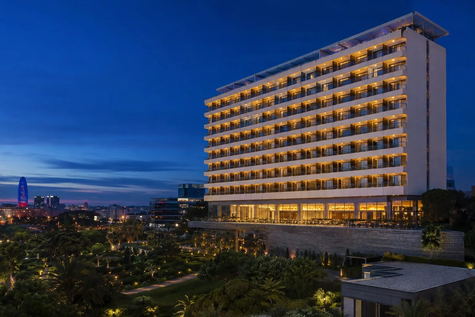 Editorial architectural view of the event-week meeting rhythm at Torre Melina Gran Meliá